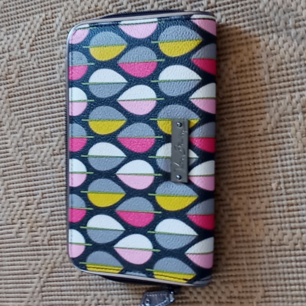 Vera Bradley wallet/ wristlet